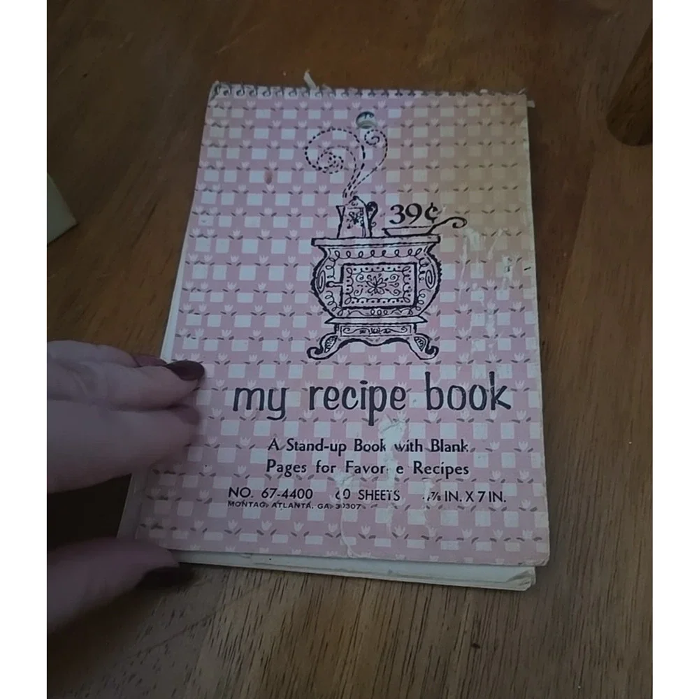Vintage Handwritten Cut Out Classic Retro‎ Recipe Box and Stand-Up Recipe Book